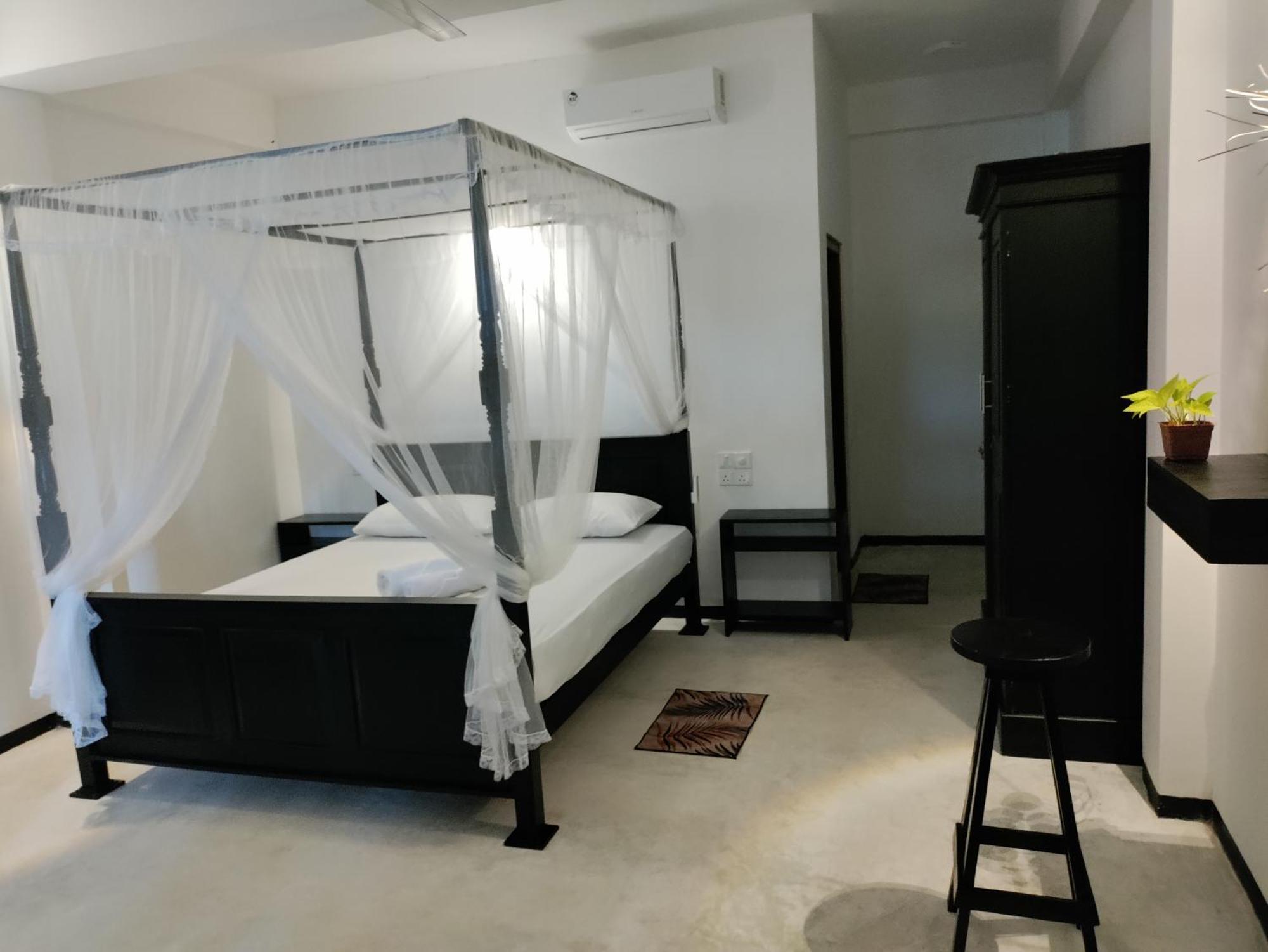 La Fiesta Bed & Breakfast Weligama Ruang foto