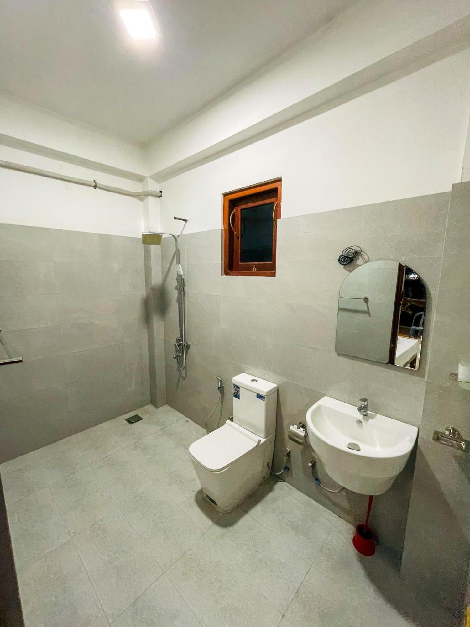 La Fiesta Bed & Breakfast Weligama Ruang foto